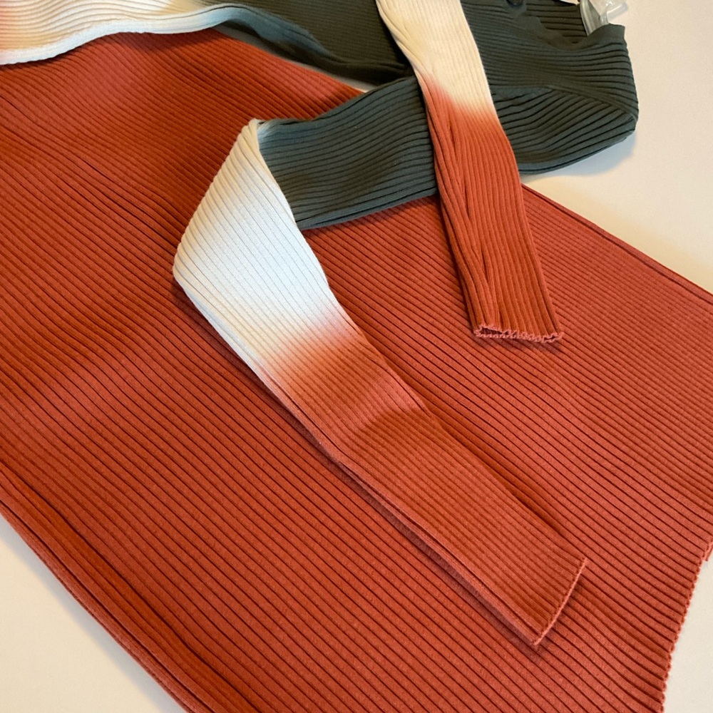 Derek Lan 10 Crosby Ribbed Knit Dress, Long Sleeve, V- Neck Button Front, Sz SP - Picture 11 of 16